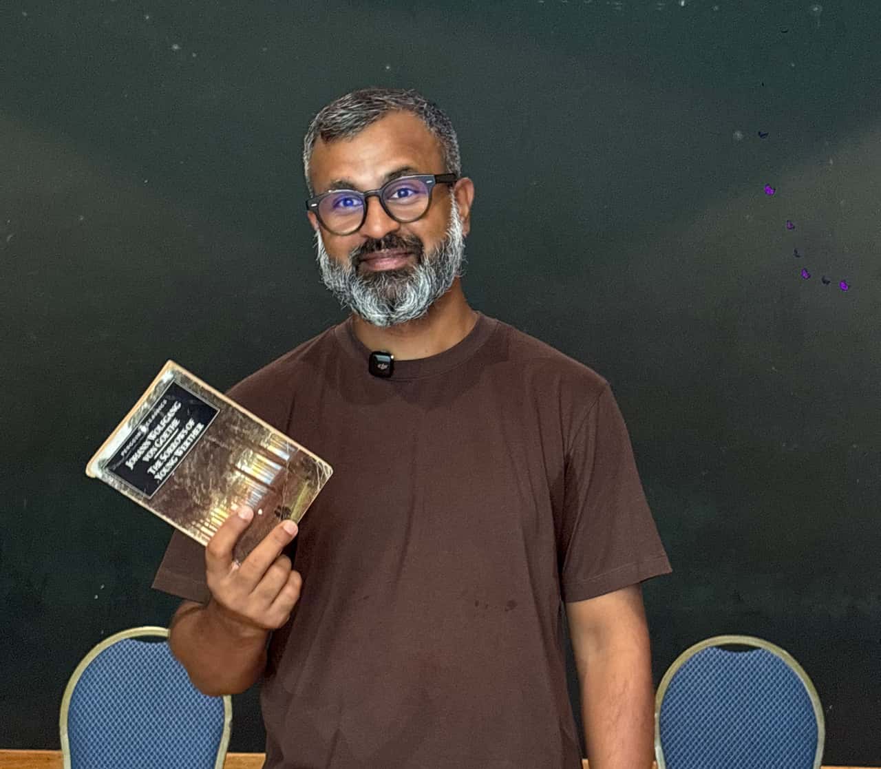 One Actor, Many Little Joys: Bringing Every Brilliant Thing to Colombo