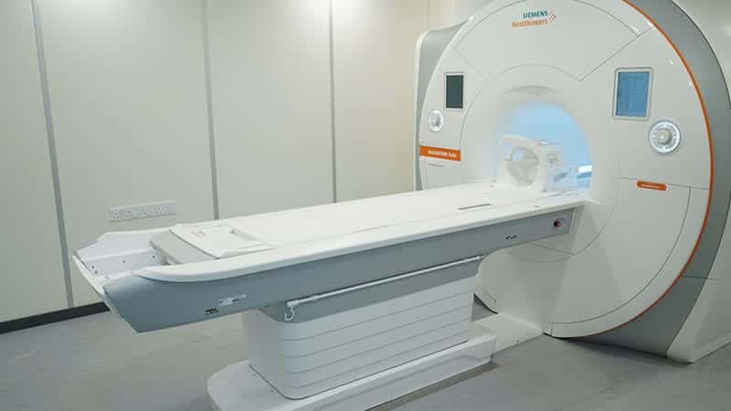 DIMO Healthcare Installs Sri Lanka’s First Deep Resolve AI-equipped MRI Scanner at Hemas Hospital Thalawathugoda