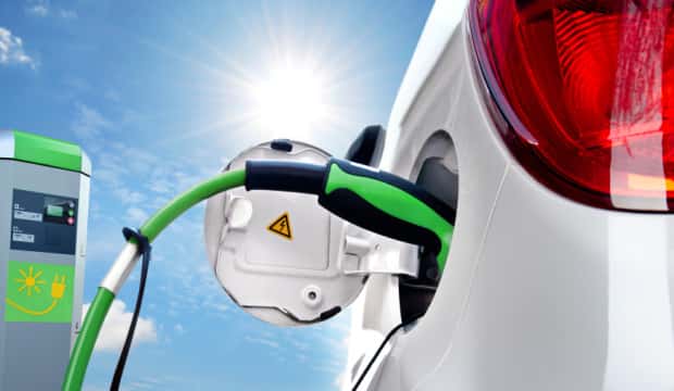 Sri Lankan company prepared to manufacture speedy electric car recharging units