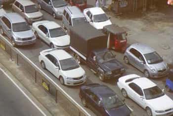 Sri Lanka’s car registrations increase