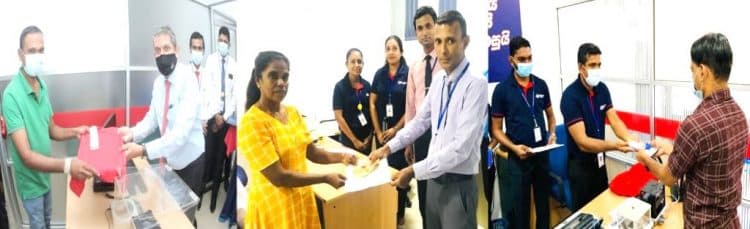 People's Leasing Declares Open Six Gold Loan Units
